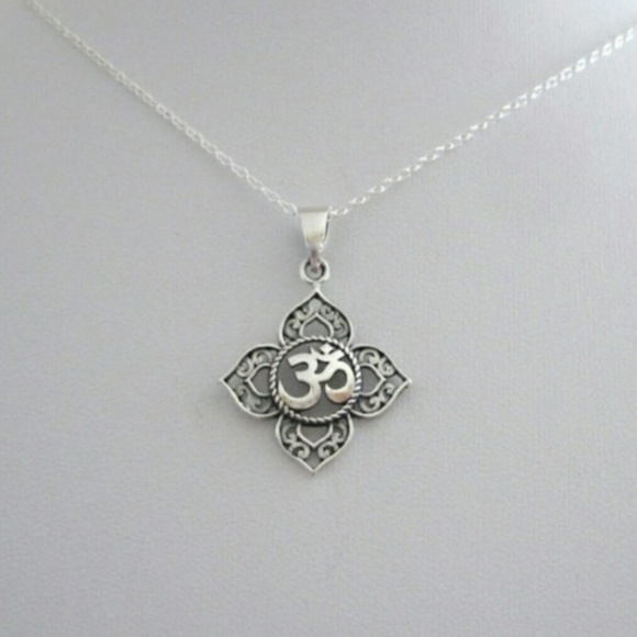 Jewelry - Silver Lotus Ohm Necklace